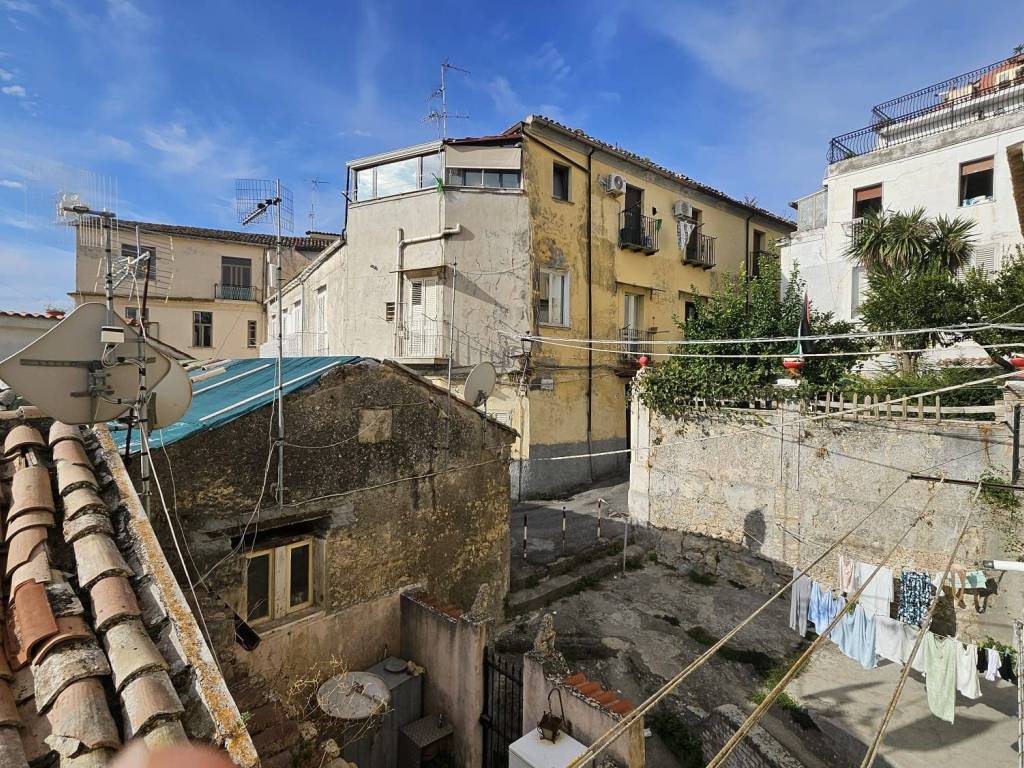 Casa indipendente a Catanzaro in Vico Primo Carbone, 10 - Foto 2