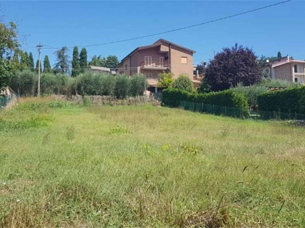 Terreno a Todi in pantalla - Foto 2