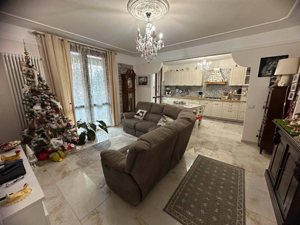 Appartamento a Vidigulfo in Via Giacomo Puccini - Foto 2