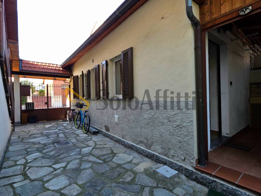 Appartamento a Grugliasco in Via Tripoli, 15 - Foto 2