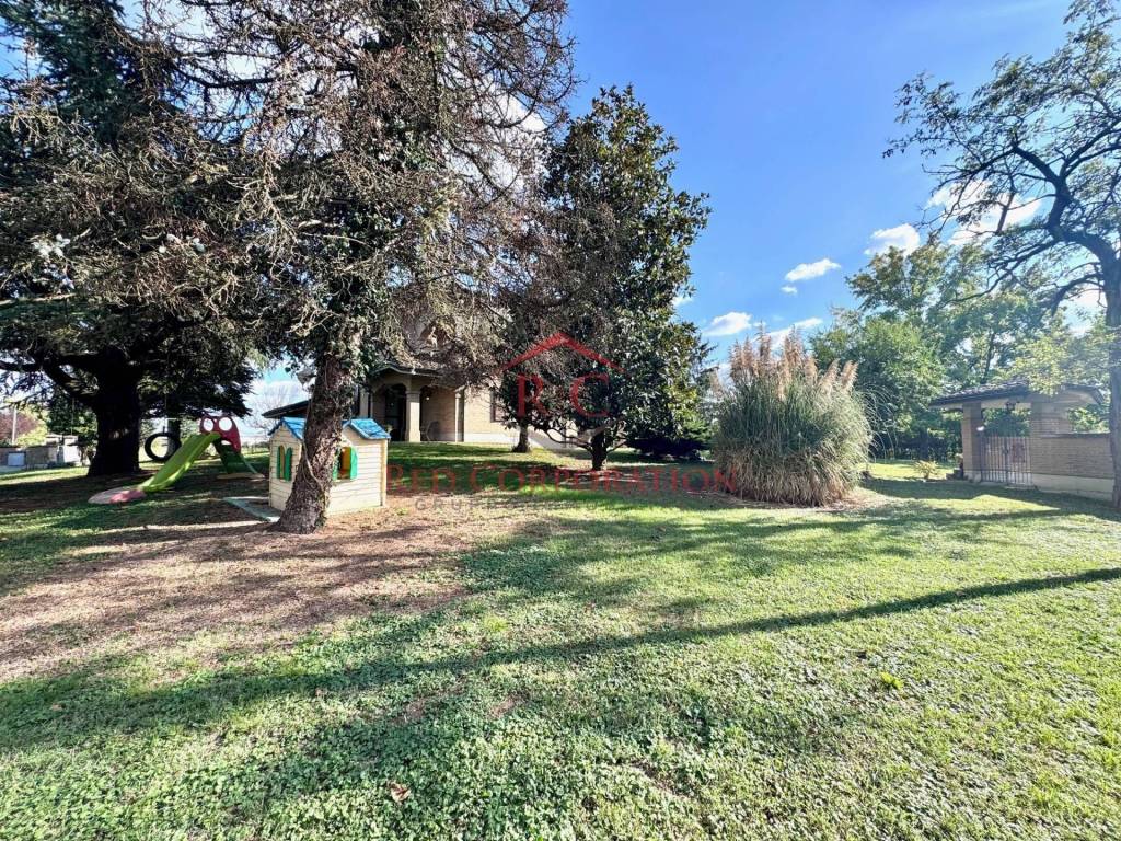 Villa a Reggio emilia in Via Errico Petrella - Foto 4