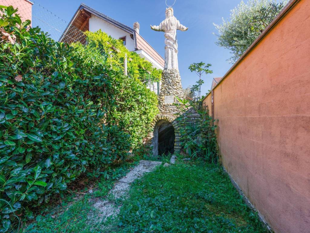 Villa a Borgaro torinese in Via Santi e Damiano - Foto 3