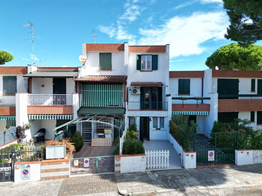 Villetta a schiera a Comacchio in Viale Finlandia, 40 - Foto 4