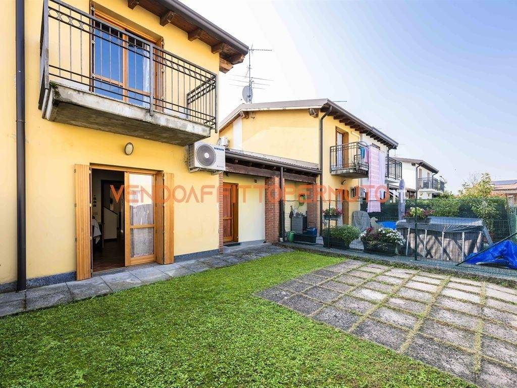 Villetta a schiera a Calcinate in via zerrate, 22 - Foto 2