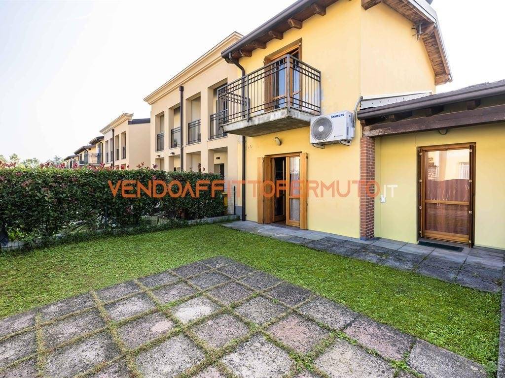 Villetta a schiera a Calcinate in via zerrate, 22 - Foto 3