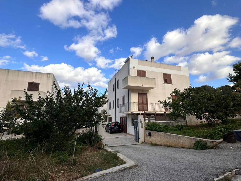 Villa a Valderice in Via Adua - Foto 2