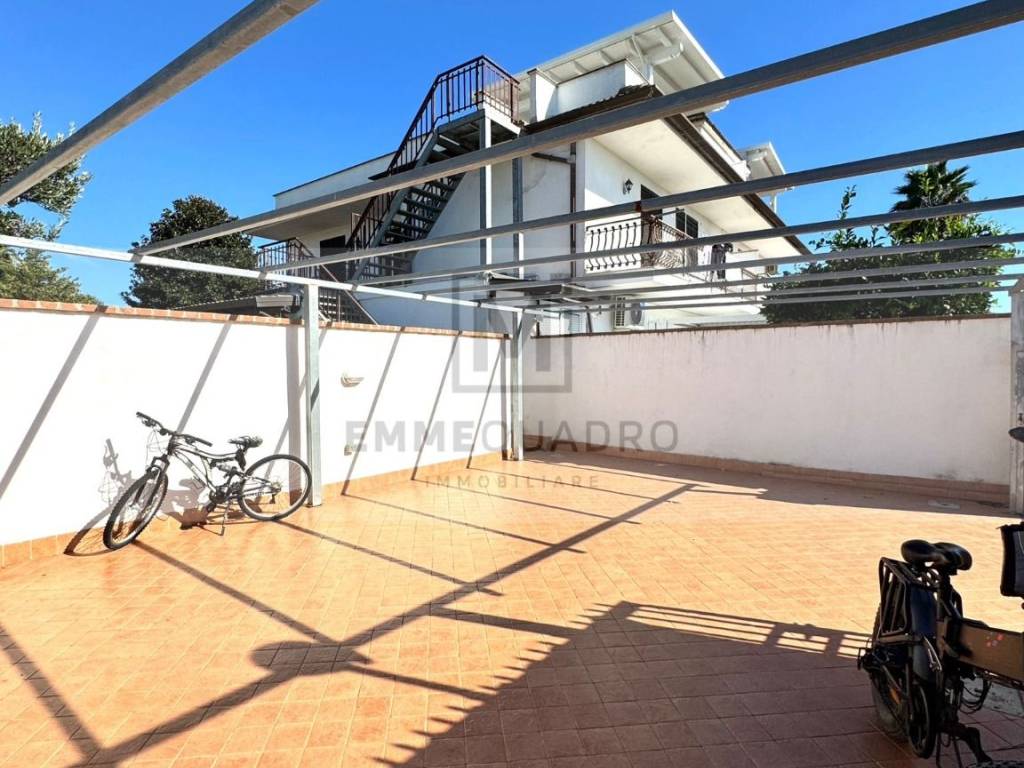 Appartamento a Terracina in Via della Rosa Canina - Foto 2