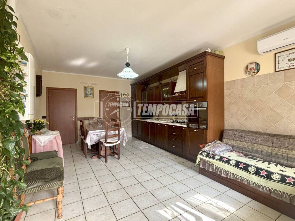 Casa indipendente a Oleggio castello in Via Ronchetti 1/B - Foto 5