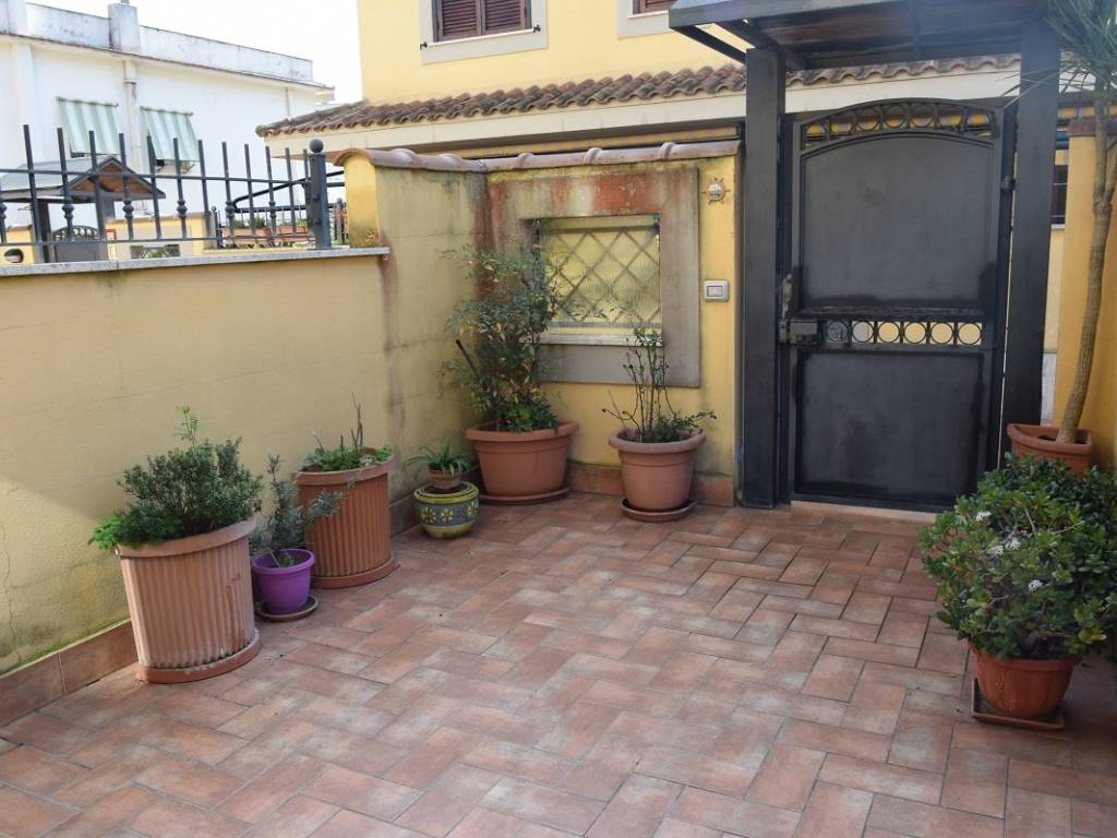Appartamento a Nettuno in Via Monte Rosa, 10 - Foto 2
