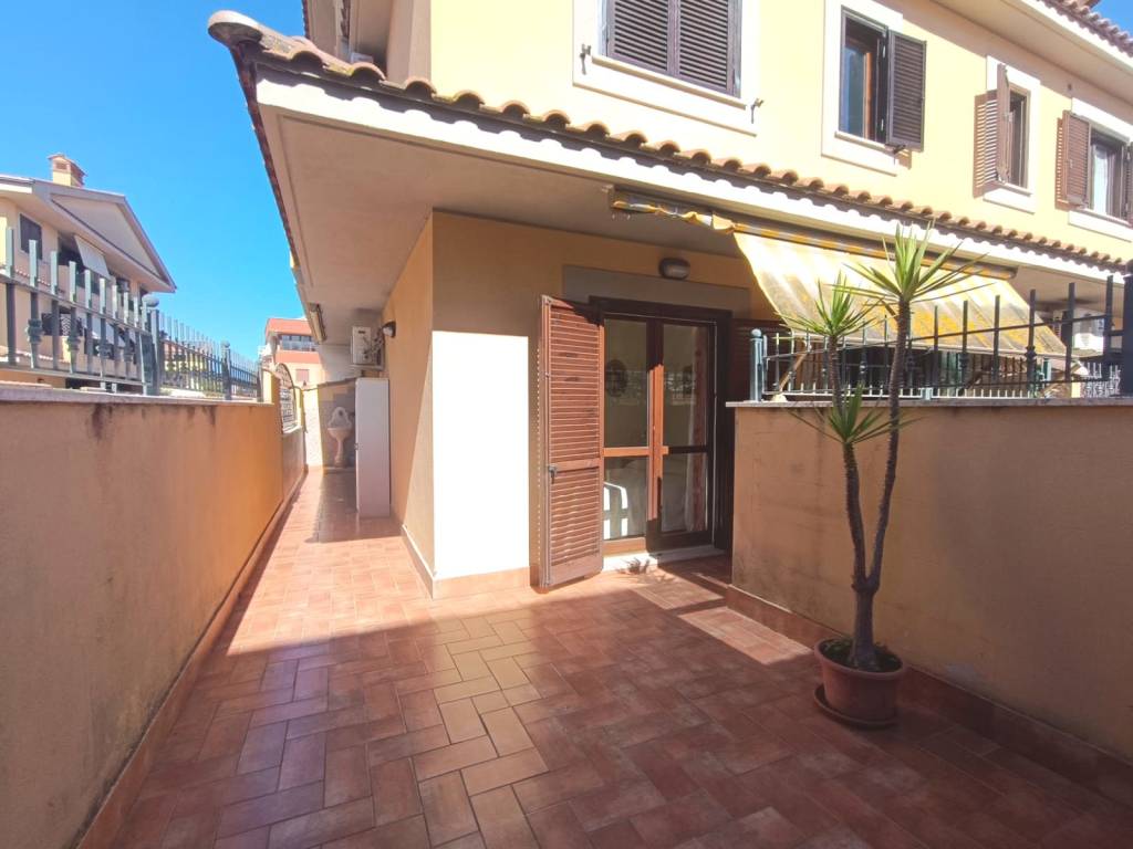 Appartamento a Nettuno in Via Monte Rosa, 10 - Foto 3