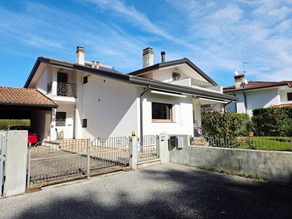 Villa a Pagnacco in Via Castellerio, 28 - Foto 3