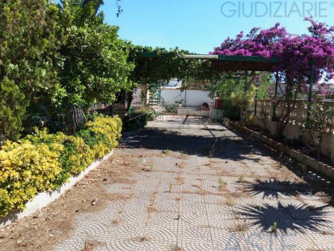Villa a Pulsano in Viale dell'Usignolo, 7 - Foto 3