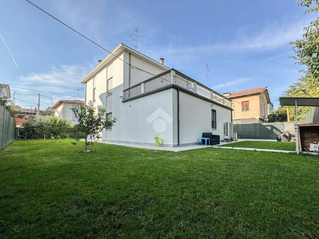 Casa indipendente a Carpi in Via Marco Polo Esterna, 89 - Foto 3