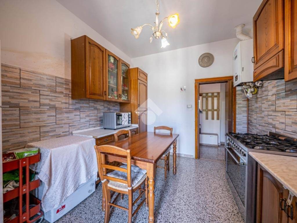 Appartamento a Reggio emilia in Via Bismantova, 11 - Foto 2