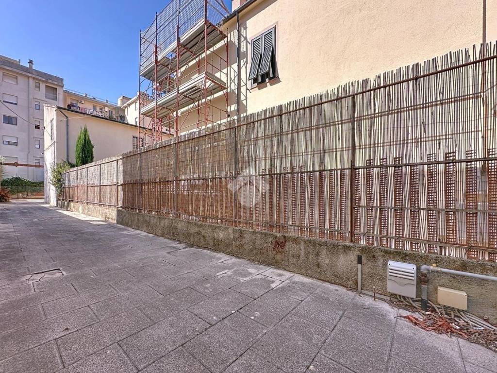 Loft / open space a Pontedera in via dante, 37 - Foto 3