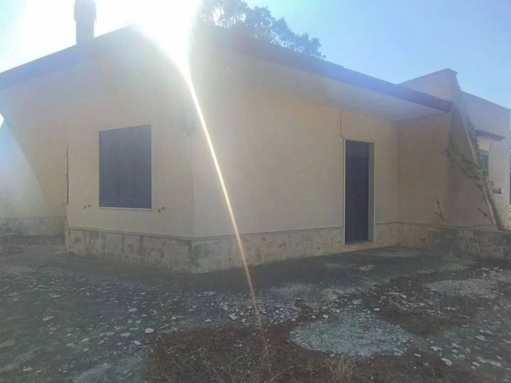 Villa a Locorotondo in Via Fasano No Number - Foto 2