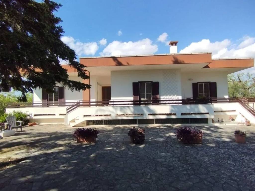 Villa a Locorotondo in Contrada Catuscio No Number - Foto 5