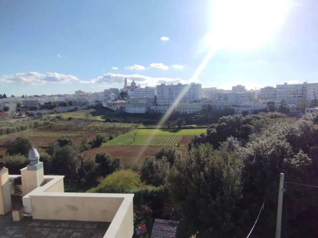 Villa a Locorotondo in Via Manzoni No Number - Foto 2