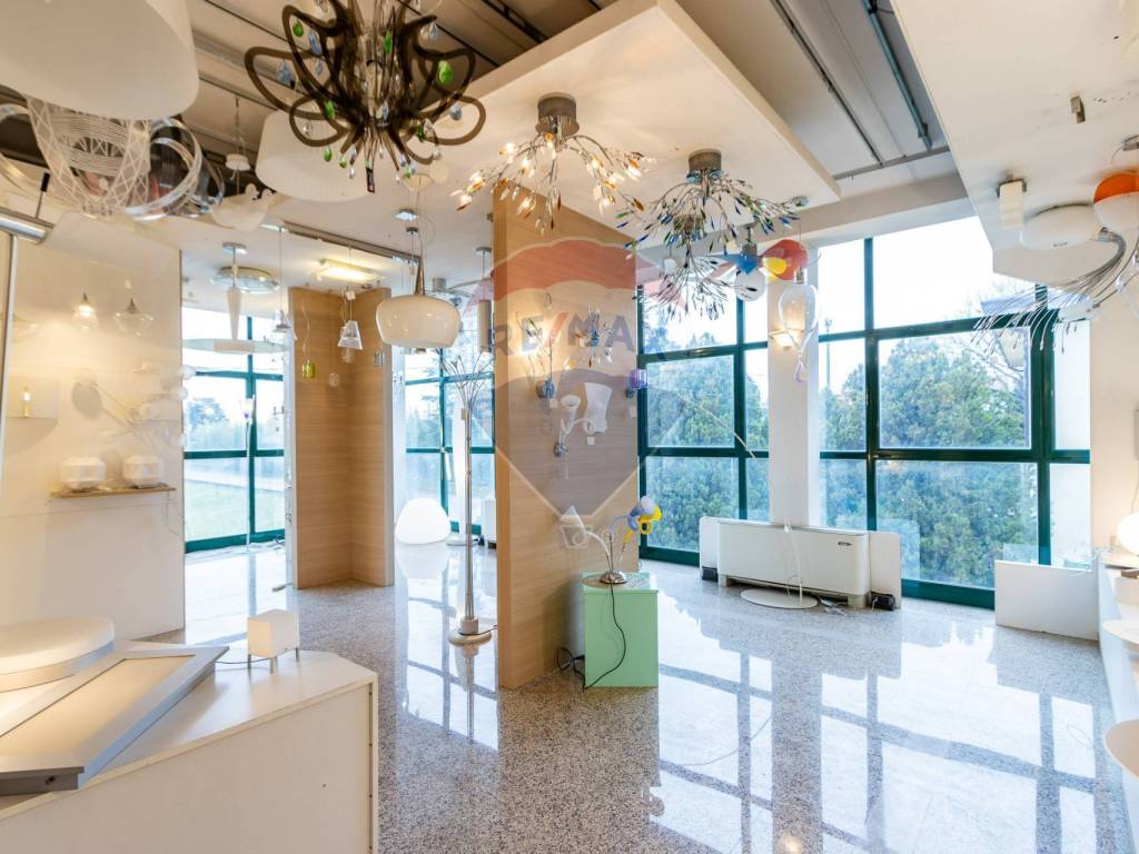 Palazzo / stabile a Lurago d'erba in Via Brianza, 9 - Foto 3