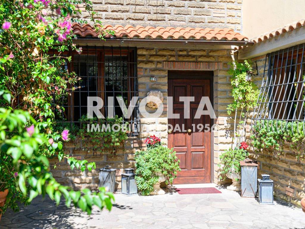 Villa a Anguillara sabazia in Via Margherite - Foto 4