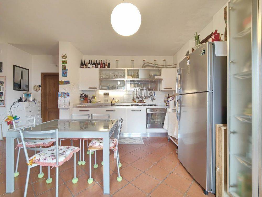 Appartamento a Campi bisenzio in Via Vasco Pratolini - Foto 2