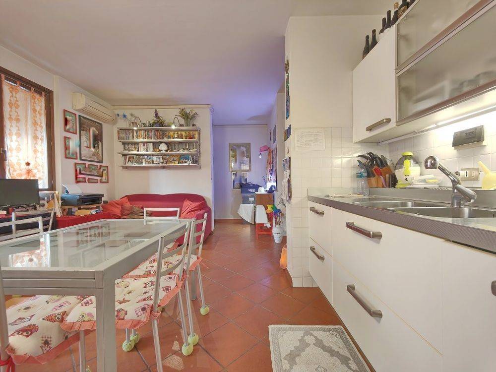 Appartamento a Campi bisenzio in Via Vasco Pratolini - Foto 4