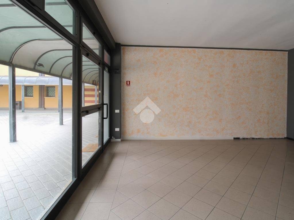 Immobile a Rovato in VIA CONTRADA DEL BARBONE, 1 - Foto 5