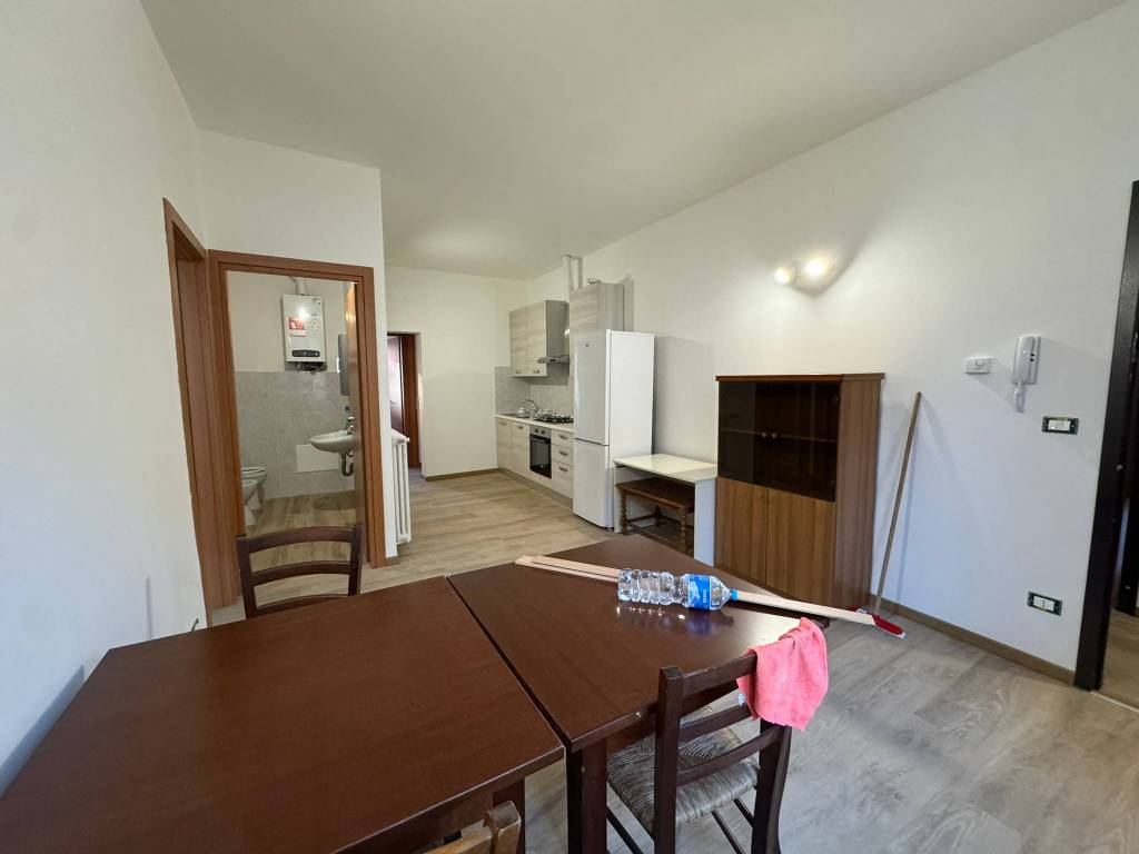 Appartamento a Ferrara in Via delle Pescherie Vecchie, 21 - Foto 2