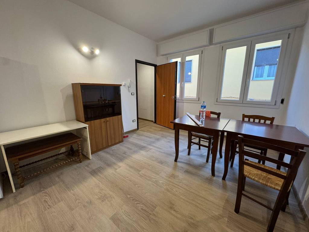 Appartamento a Ferrara in Via delle Pescherie Vecchie, 21 - Foto 4