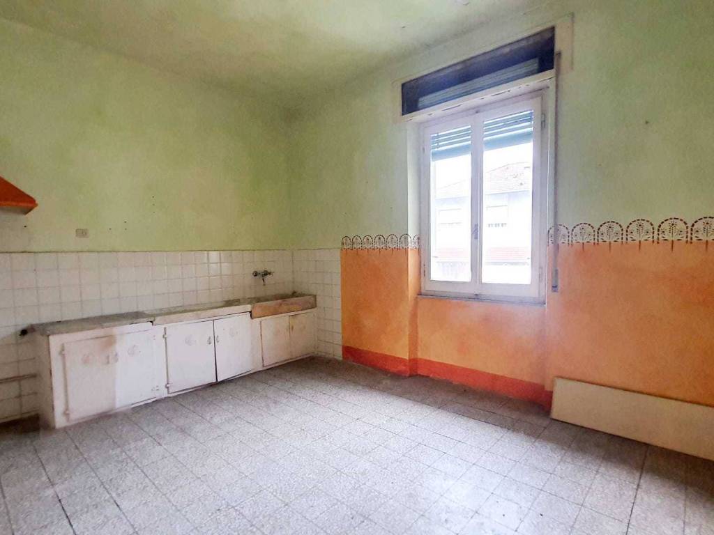 Appartamento a Sarzana in Via Pietro Gori - Foto 5