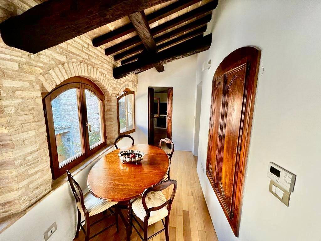 Villa a Assisi in Via Bernardo da Quintavalle - Foto 2
