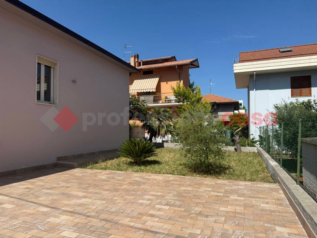 Appartamento a Giulianova in Via Fermi, 11 - Foto 2