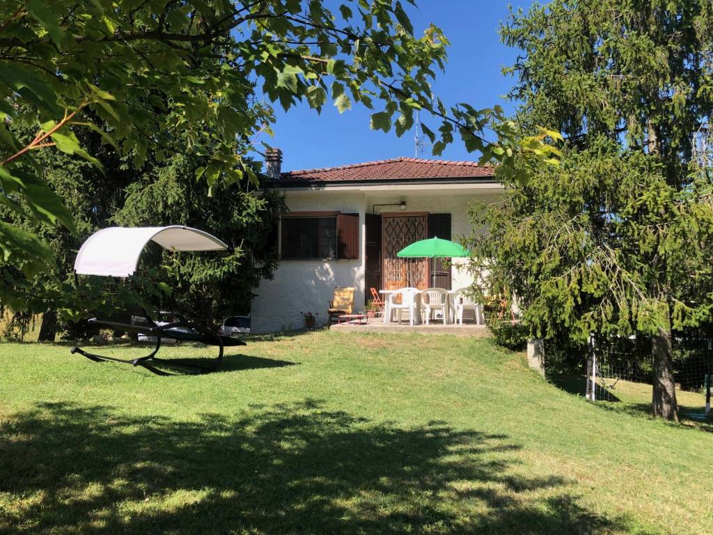 Villa a Neviano degli arduini in Strada Le Coste, 21 - Foto 4