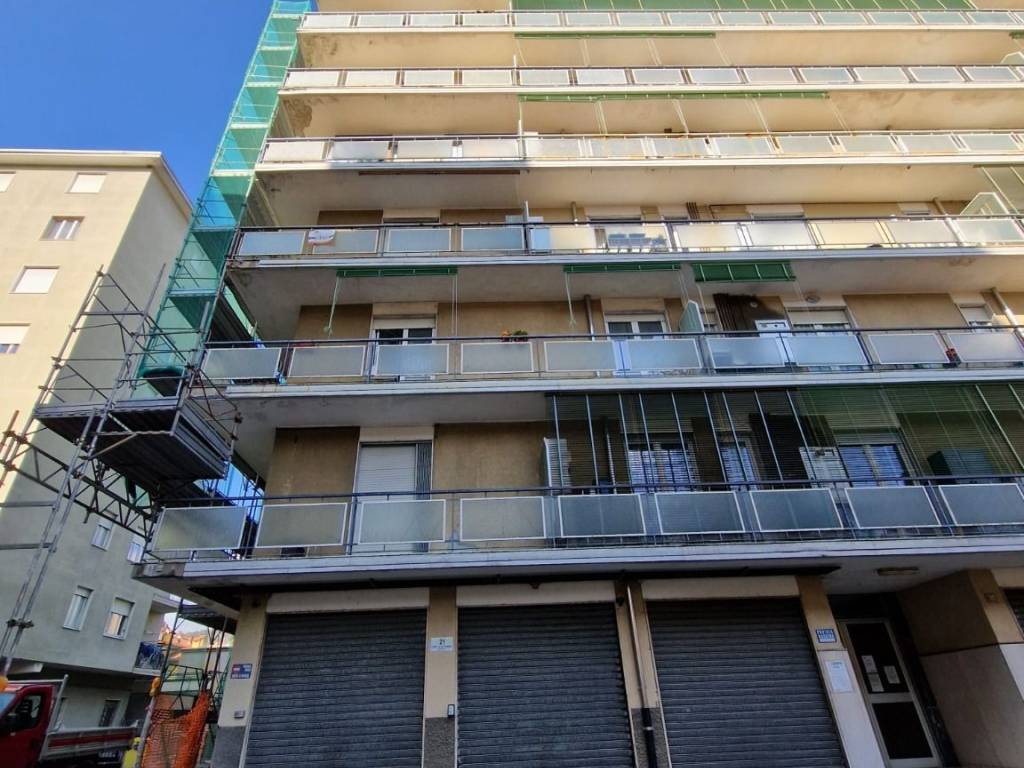 Appartamento a Borgosesia in Viale Duca d'Aosta, 23 - Foto 2