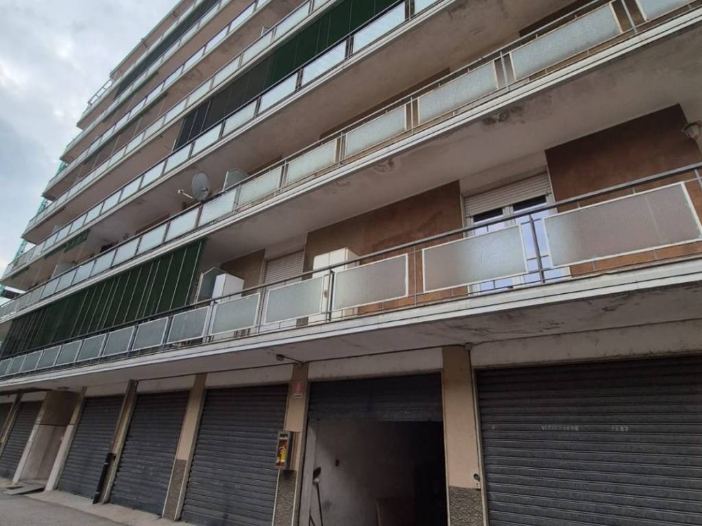 Appartamento a Borgosesia in Viale Duca d'Aosta, 23 - Foto 4