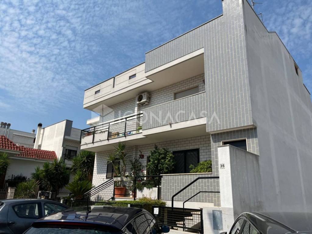 Casa indipendente a Adelfia in Via Vincenzo Gioberti, 37 - Foto 2