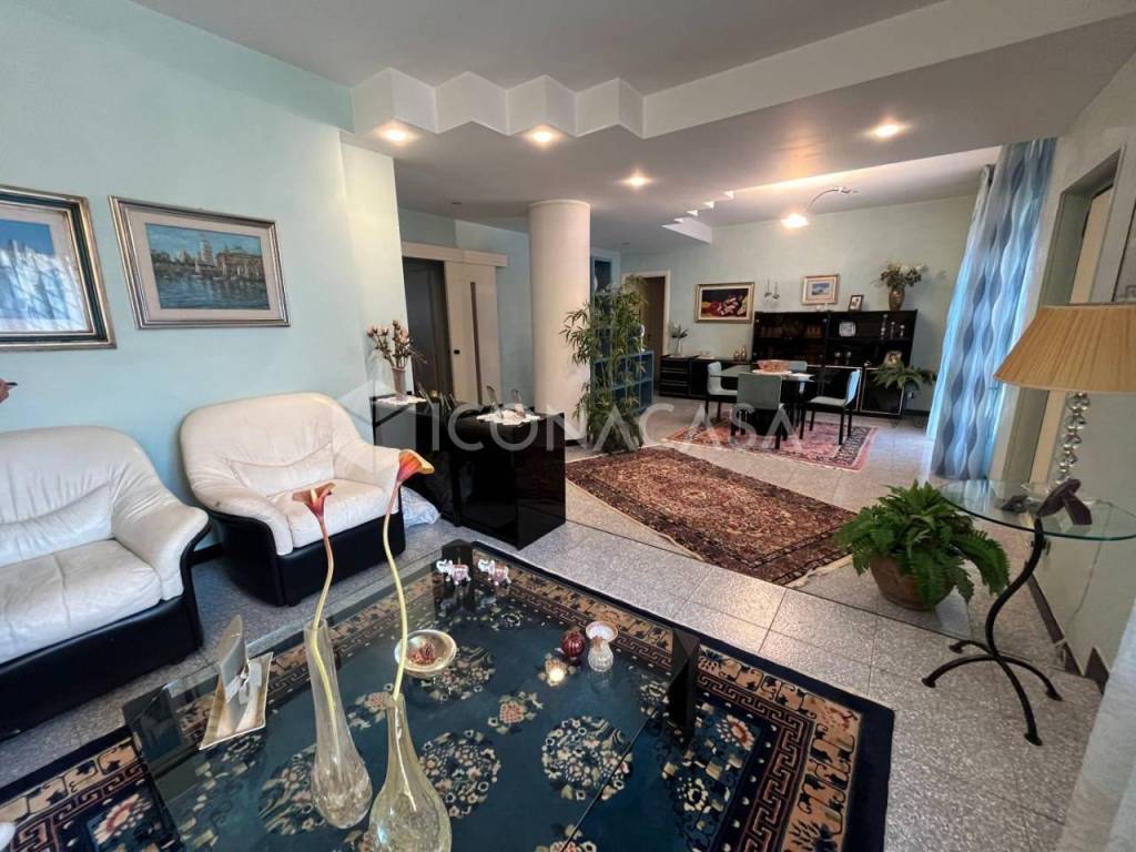 Casa indipendente a Adelfia in Via Vincenzo Gioberti, 37 - Foto 3