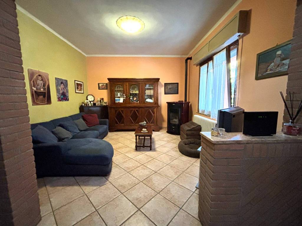 Villa a Goito in Strada Molino Nuovo, 12 - Foto 3