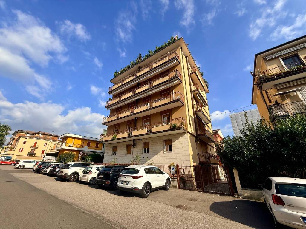 Appartamento a Verona in Via Giuseppe Adami, 5 - Foto 4