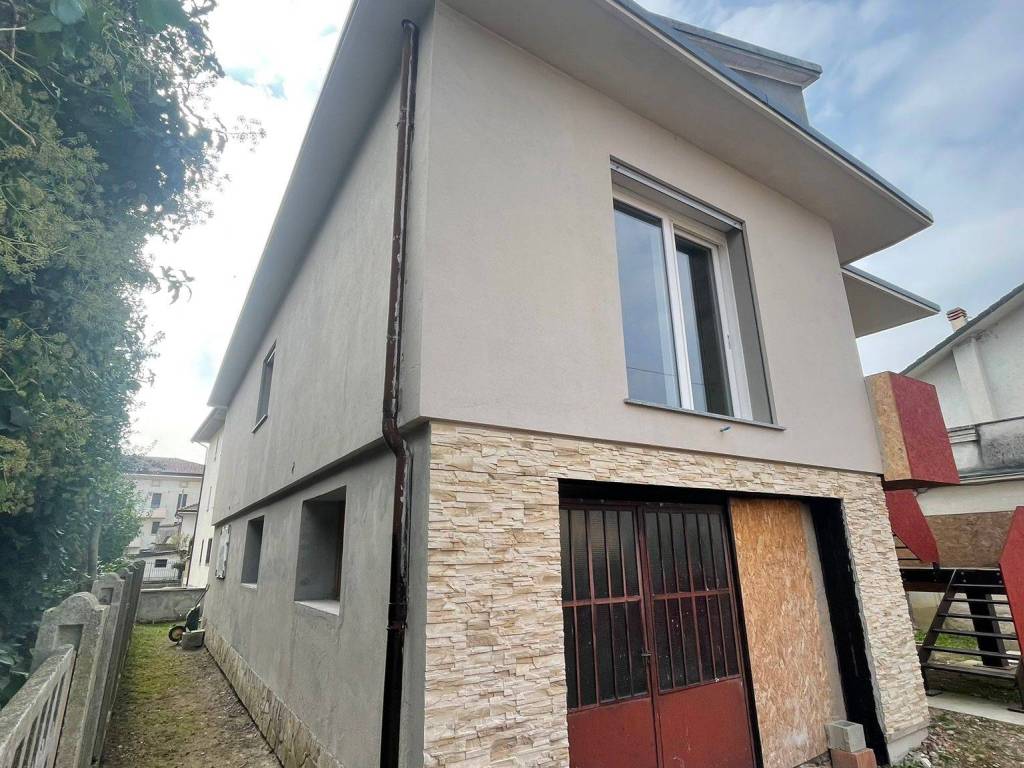 Villa a Zelo buon persico in Via 4 Novembre, 2 - Foto 2