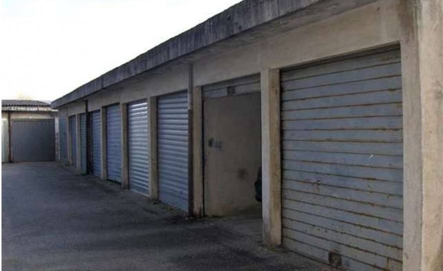 Box / garage a Romano canavese in Via Montalenghe, 55 - Foto 2