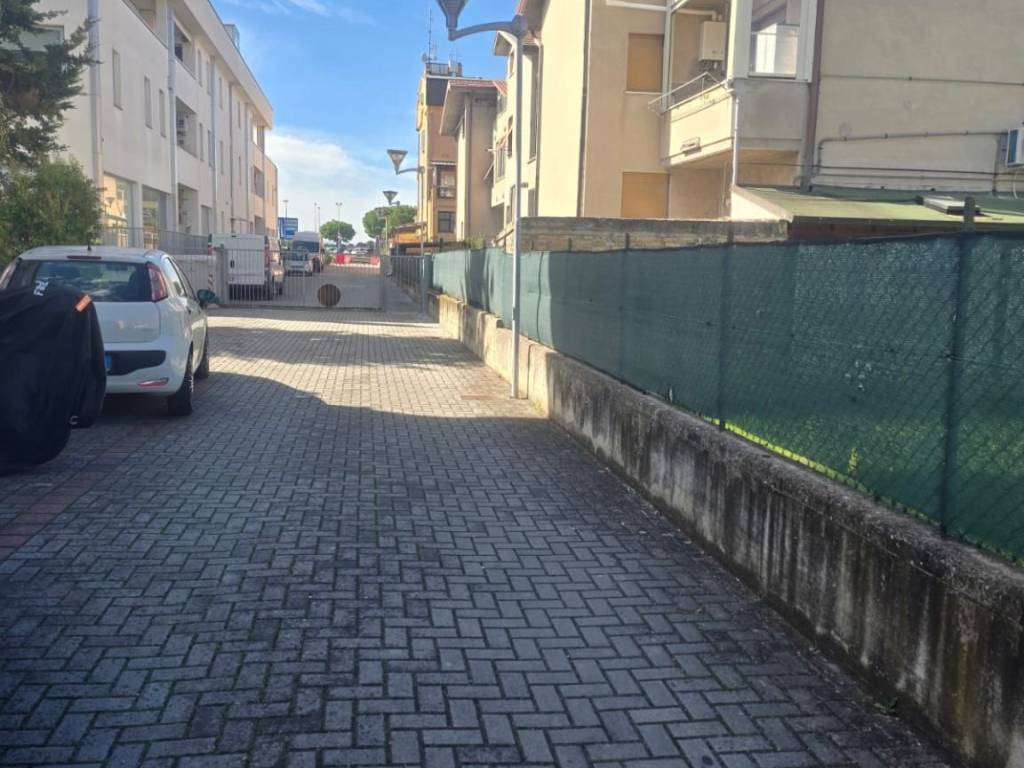 Appartamento a Civitanova marche in Via Martiri di Belfiore, 94 - Foto 4