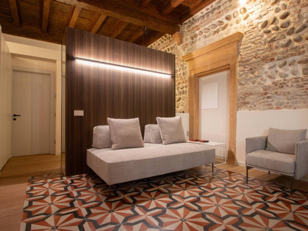 Appartamento a Verona in Vicolo Chiodo, 8 - Foto 2