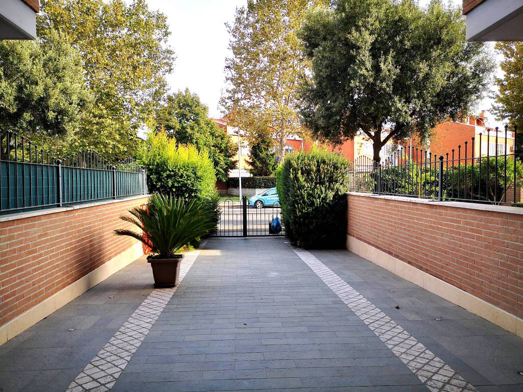 Appartamento a Aprilia in Via Portogallo - Foto 2