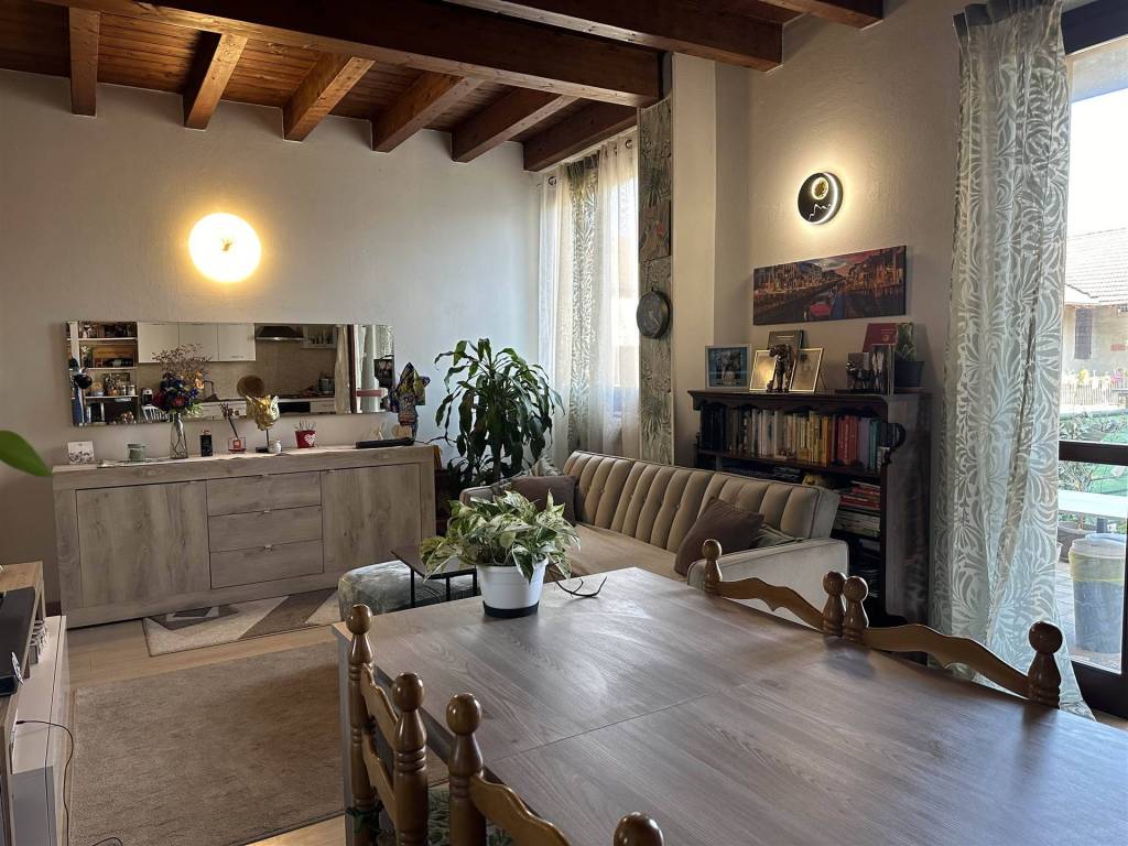 Appartamento a Tradate in via alessandro manzoni, 17 - Foto 5