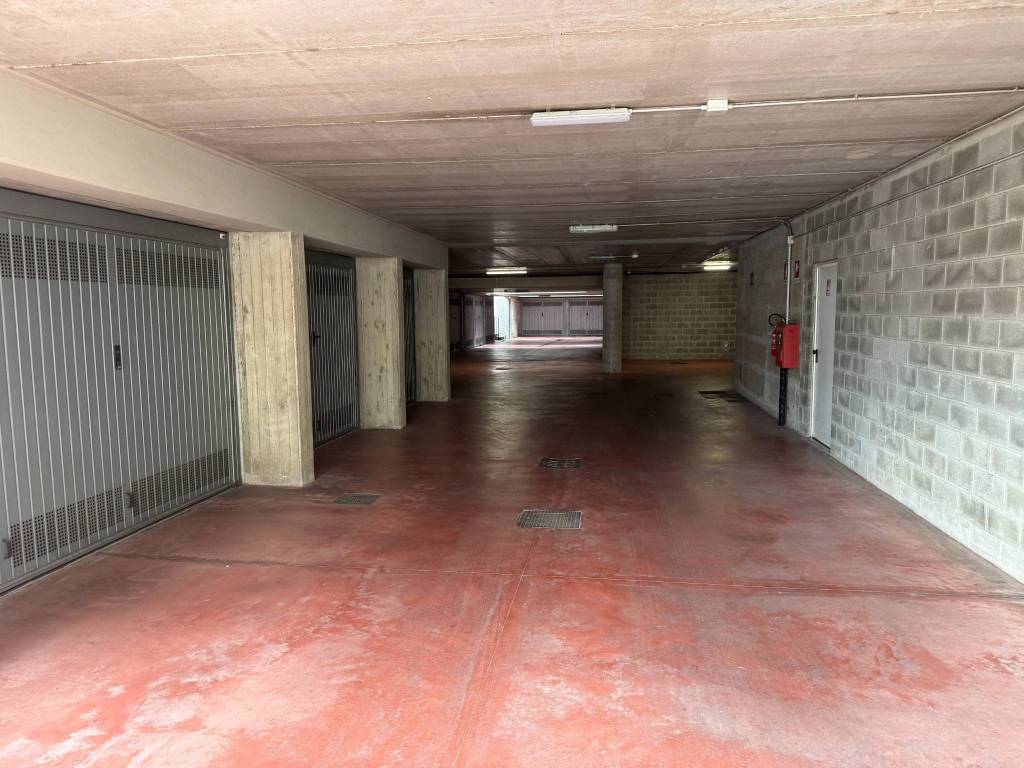 Box / garage a Cernusco sul naviglio in Via Pablo Picasso, 1 - Foto 3