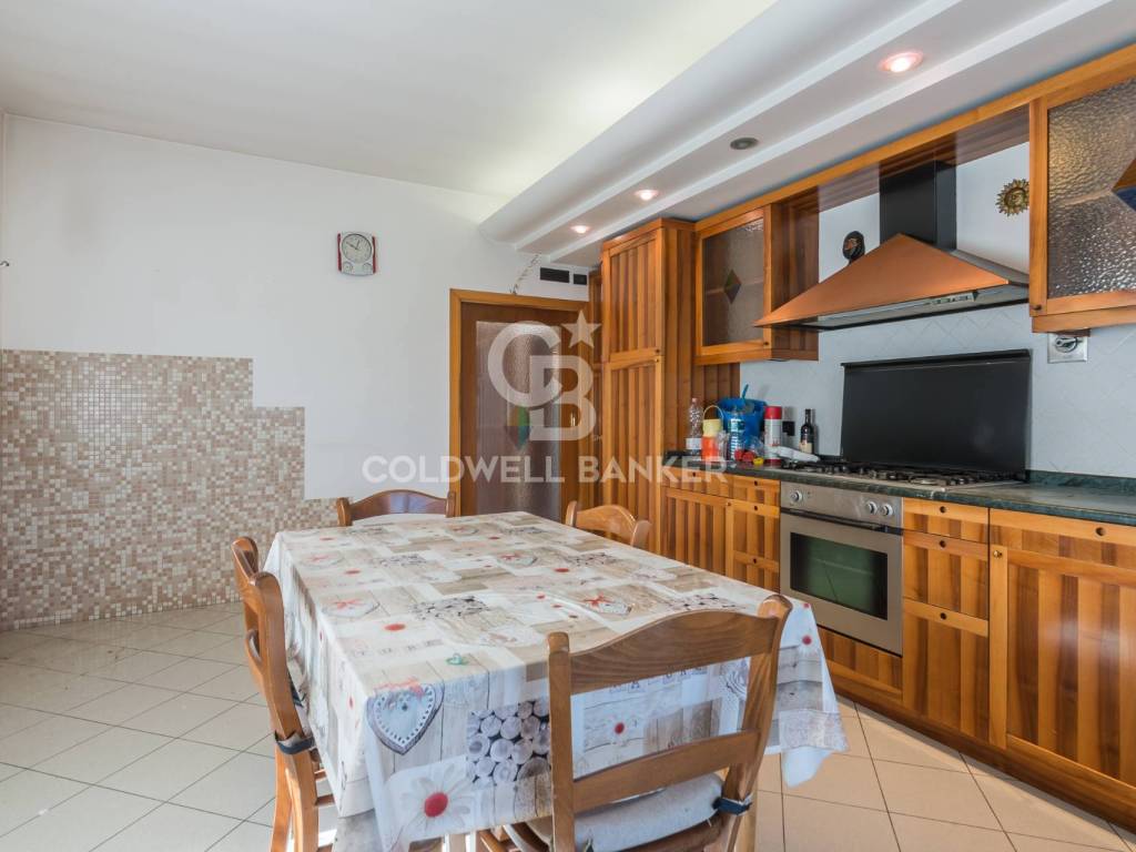 Appartamento a Riccione in viale vado ligure, 27 - Foto 4
