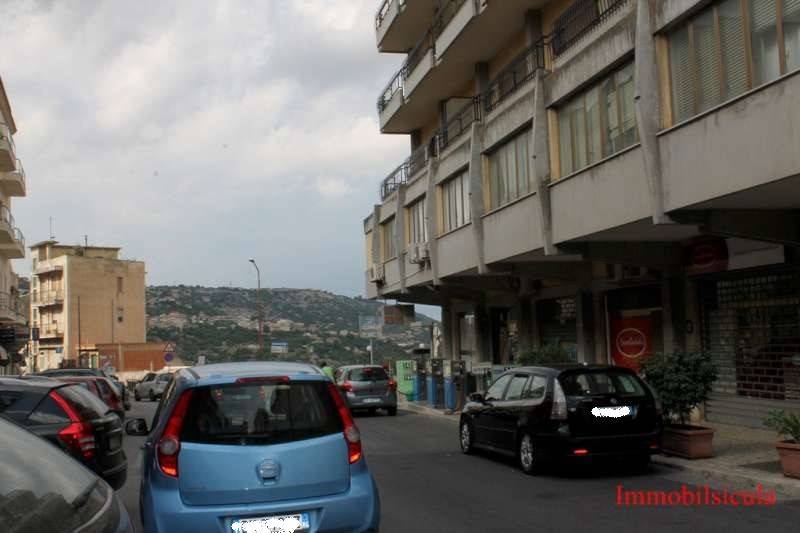 Appartamento a Modica in Corso Vittorio Emanuele - Foto 2