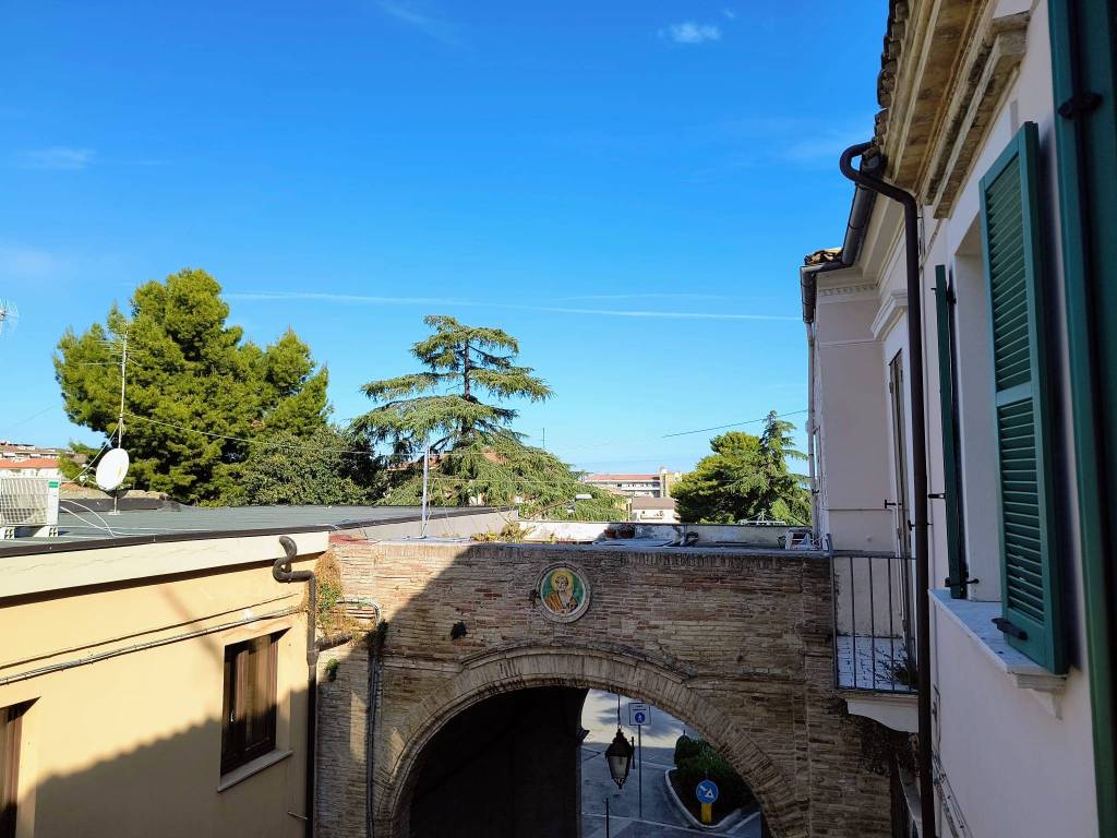 Casa indipendente a Vasto in Corso Filippo Palizzi, 39 - Foto 2
