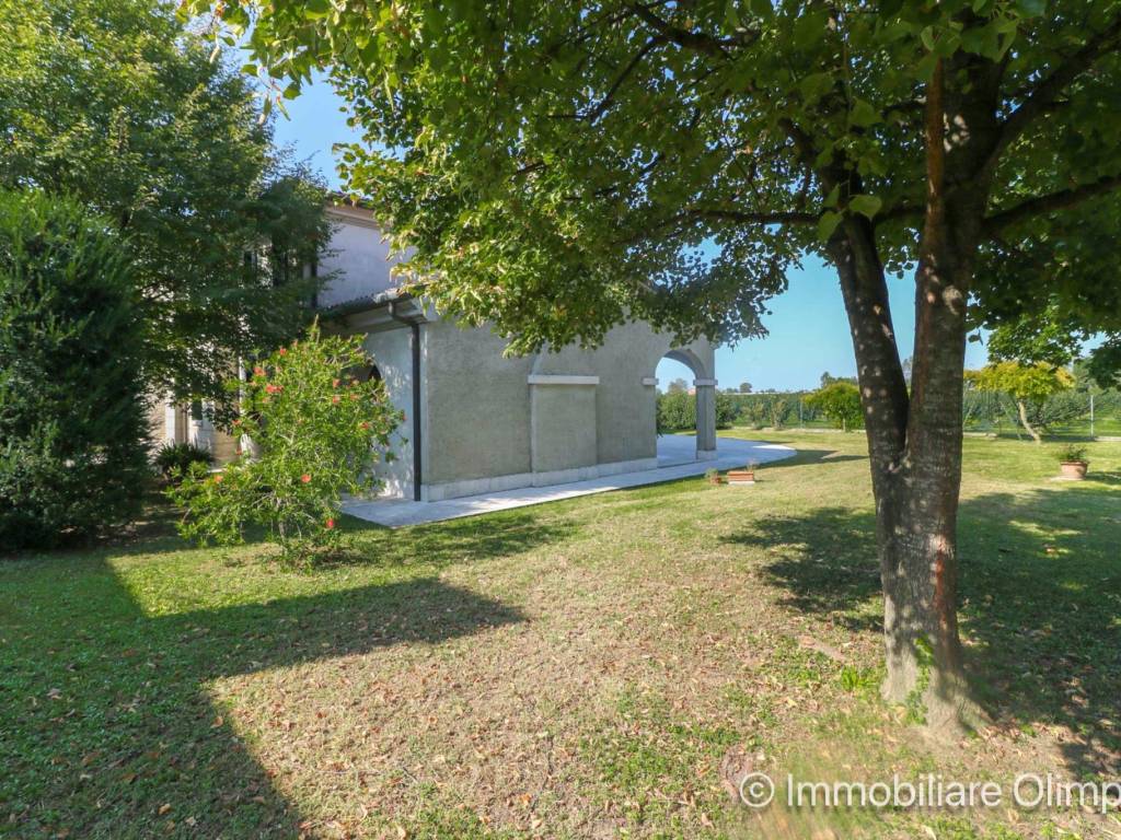 Villa a Meolo in Via Ca' Tron, 36 - Foto 2